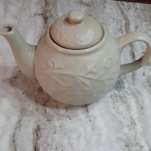 Elegant Green Teapot